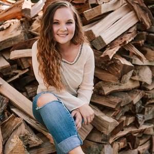 Meet your Posher, Taeva